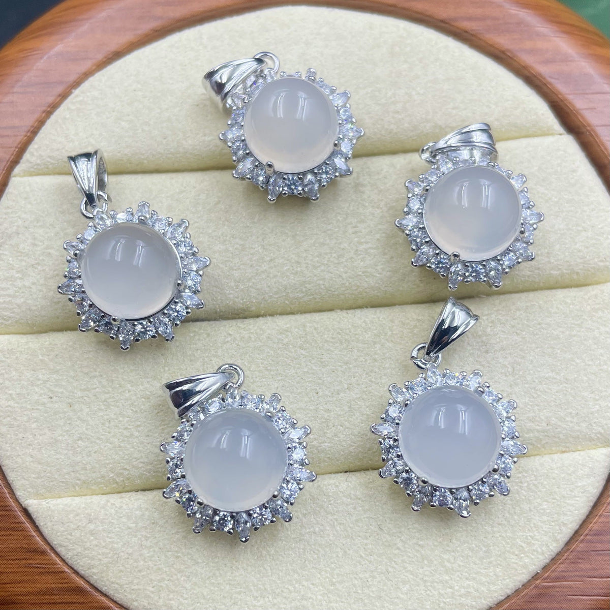Natural Lychee Jelly White Chalcedony Sier Live Pendants
