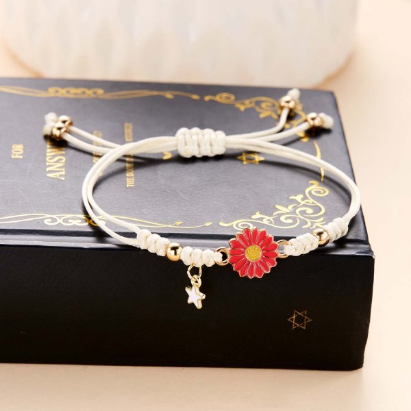 Women's Fresh Daisy Sunflower Hand-woven Fashionable Flower Bracelet