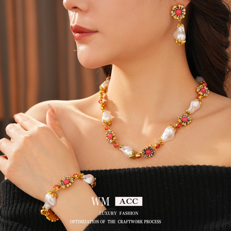 Women's Diamond Flower Pearl Light Luxury Minority Clavicle Necklaces