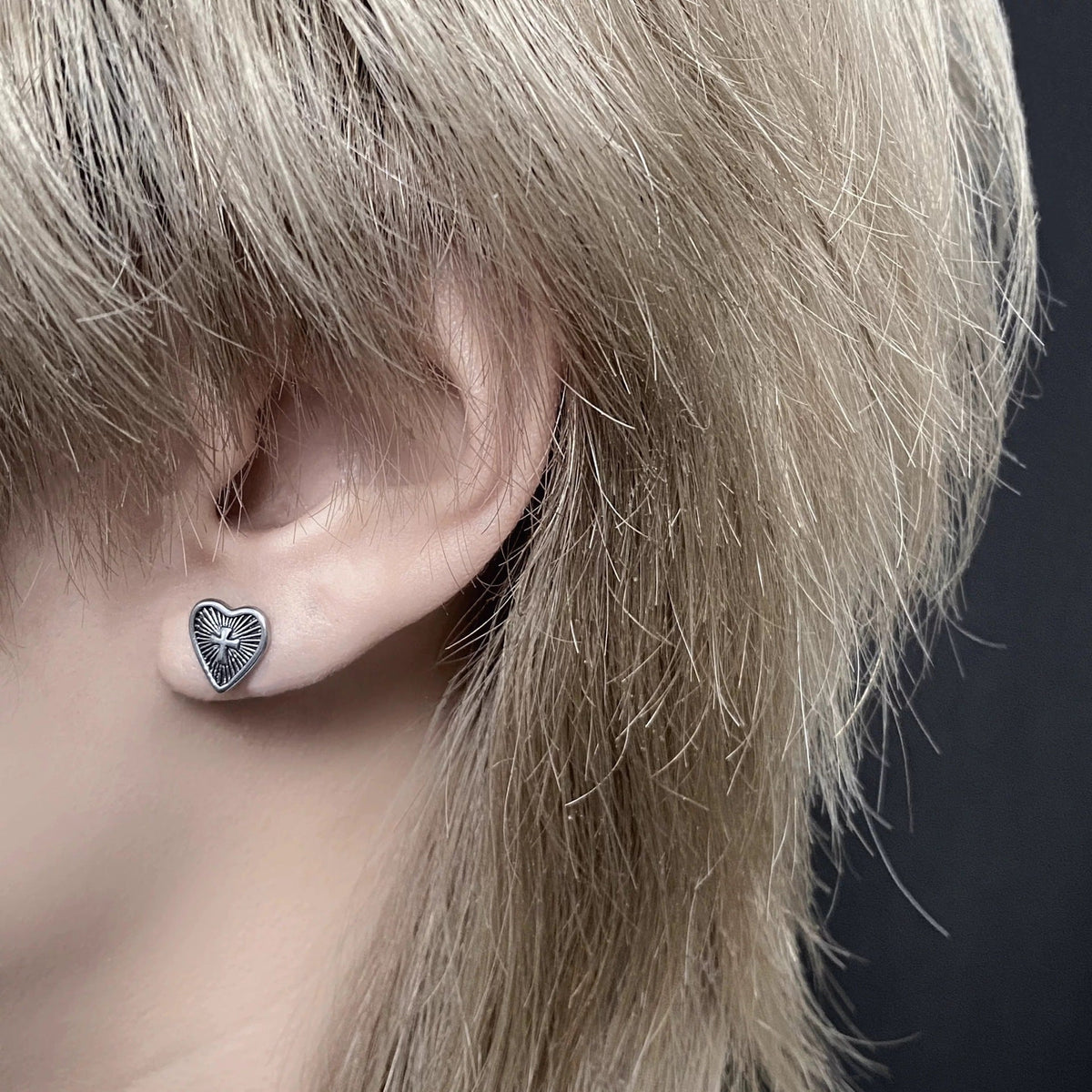 Women's & Men's Heart-shaped Oil Dripping Cross Ear Bone Retro Personality Rings