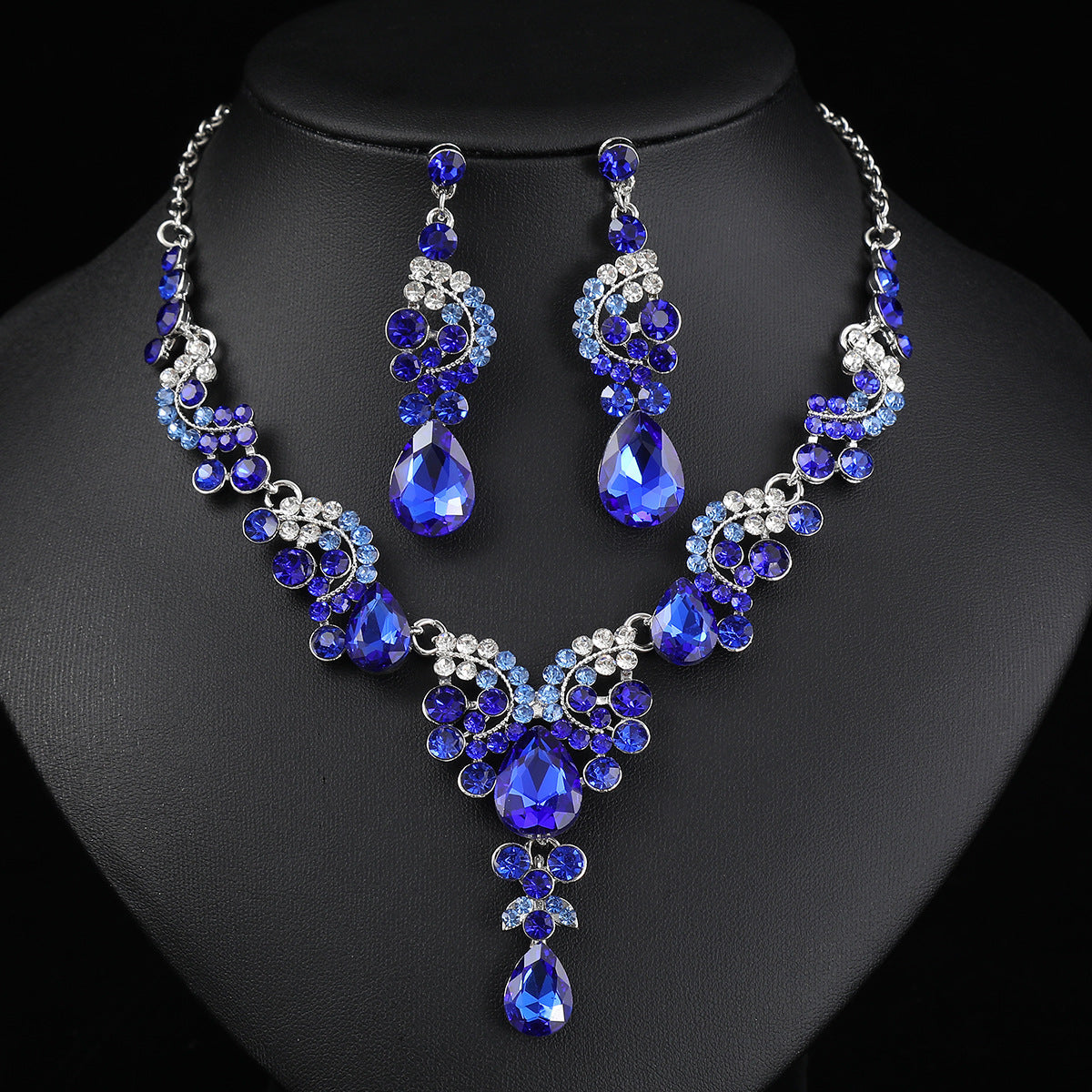 Suite High-grade Three-piece Bridal Wedding Dress Earrings