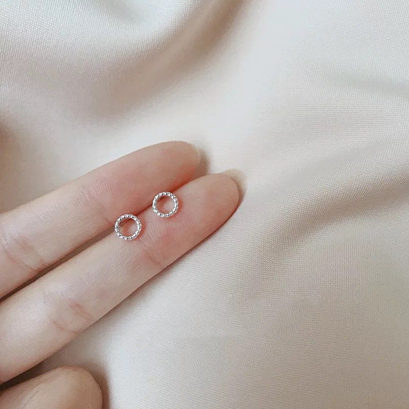 High-grade Bow Small Sier-plated Geometric Korean Earrings