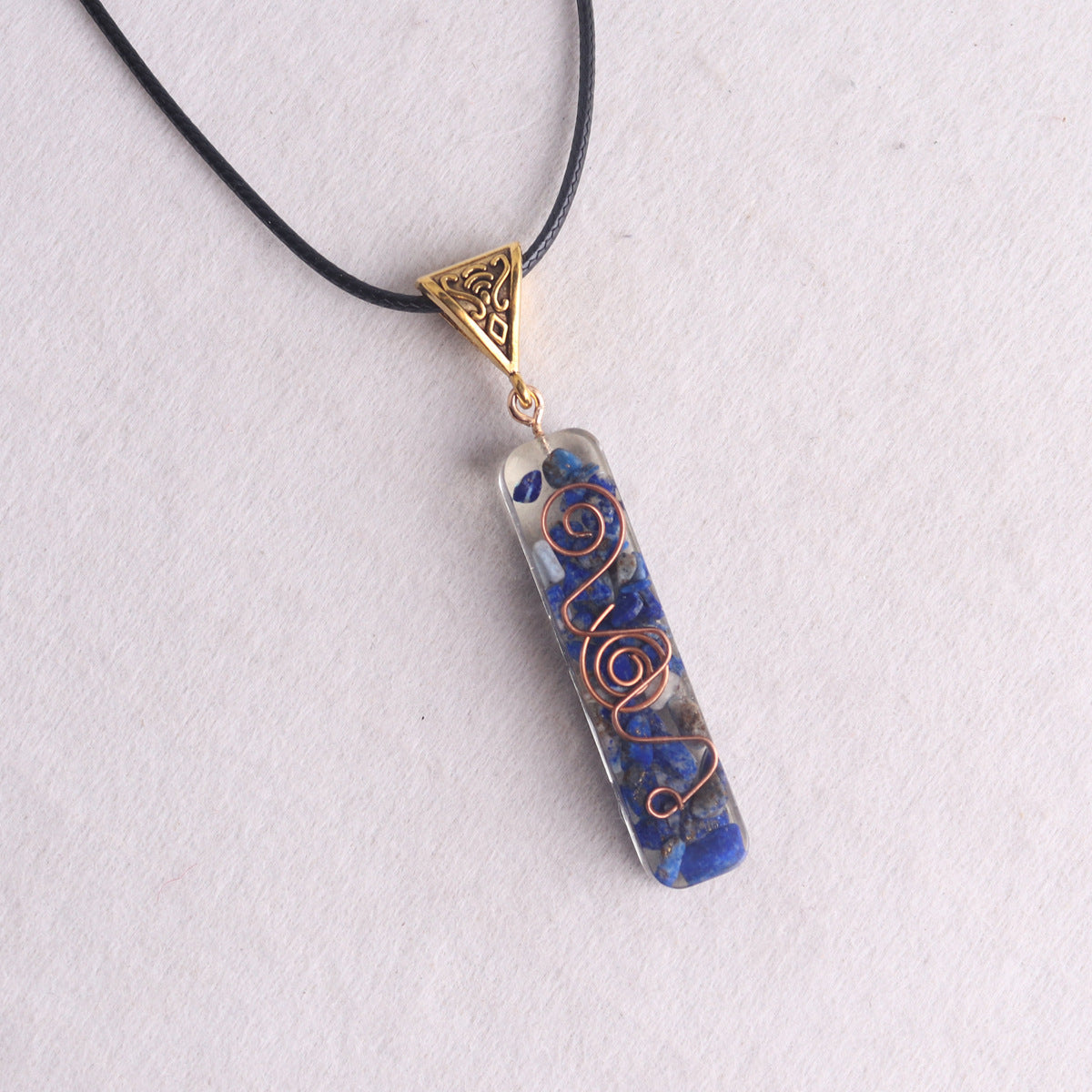Beautiful Classy Natural Gravel Synthetic Crystal Pendant