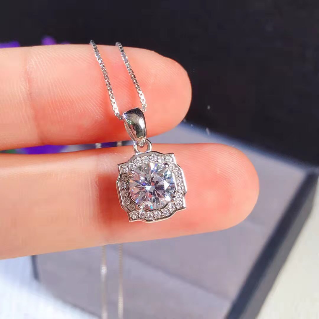 Live Streaming Imitation Imported Diamond Plated Pendants