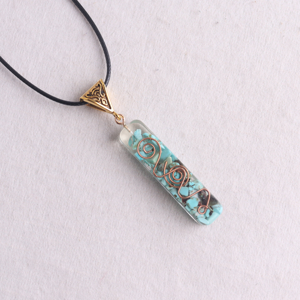 Beautiful Classy Natural Gravel Synthetic Crystal Pendant