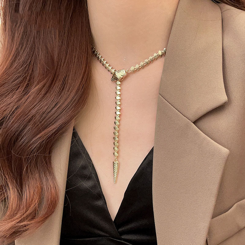 Elegant Sweater Chain Design Light Luxury Necklaces