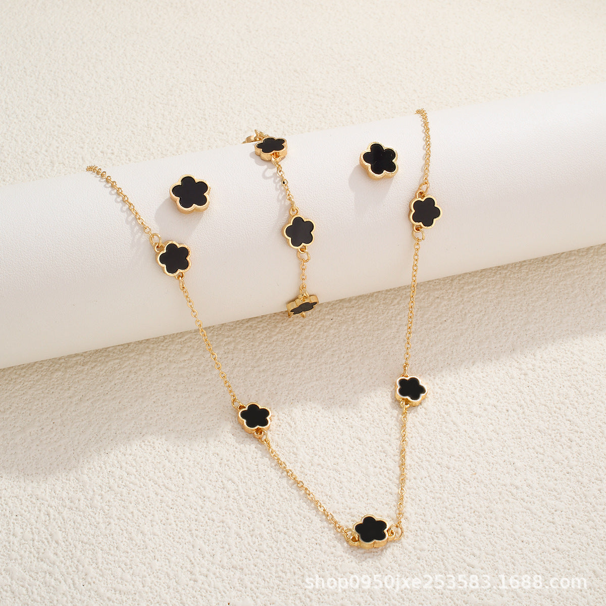 Flower Simple Temperamental Fashion Pork Belly Jewelry Set