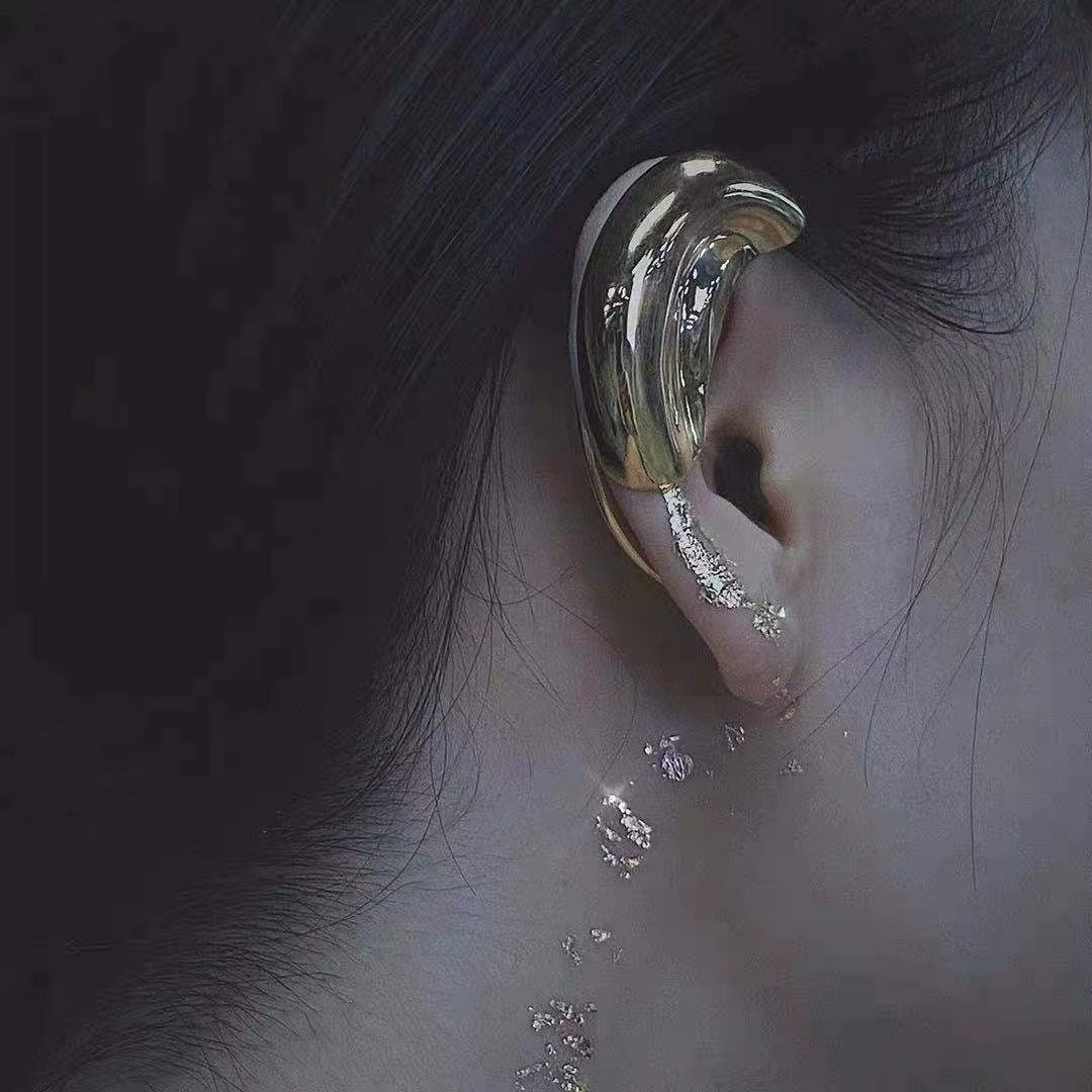 French Retro Metal Cuff Female Simple Stylish Personality Cold Style Ear Clip