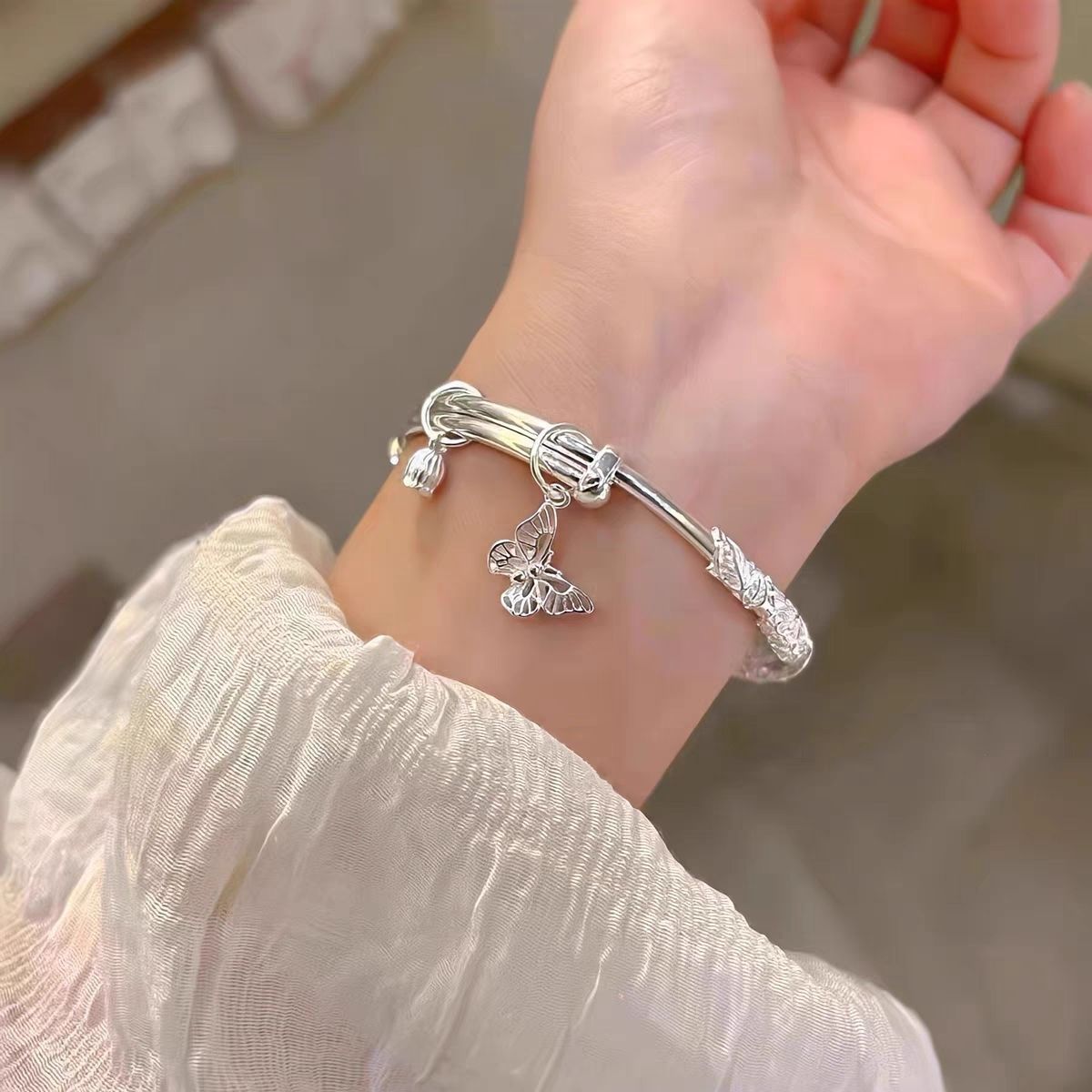 Brocade Solid Push-pull Female Floral Butterfly Bracelets