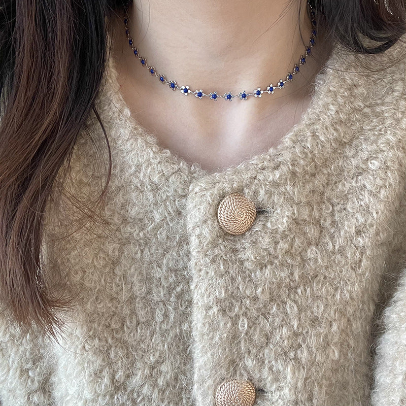 Fresh Lady Clavicle Chain Temperamental Cold Metal Little Flower Twin Necklace