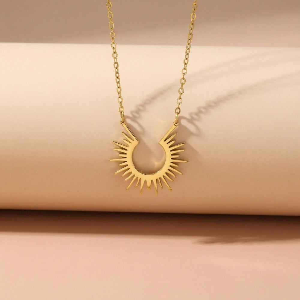 Women's U-shaped Sunflower Stainless Steel Light Luxury Fashion Personality Daily Wear Necklaces