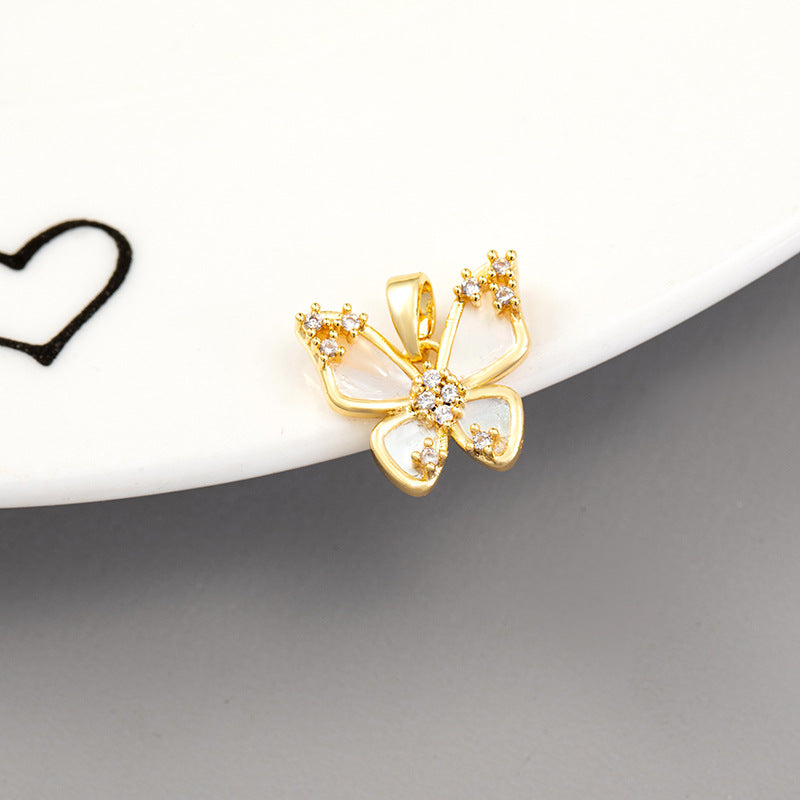 Universal Bow Single Gilded Shell Handmade Pendant