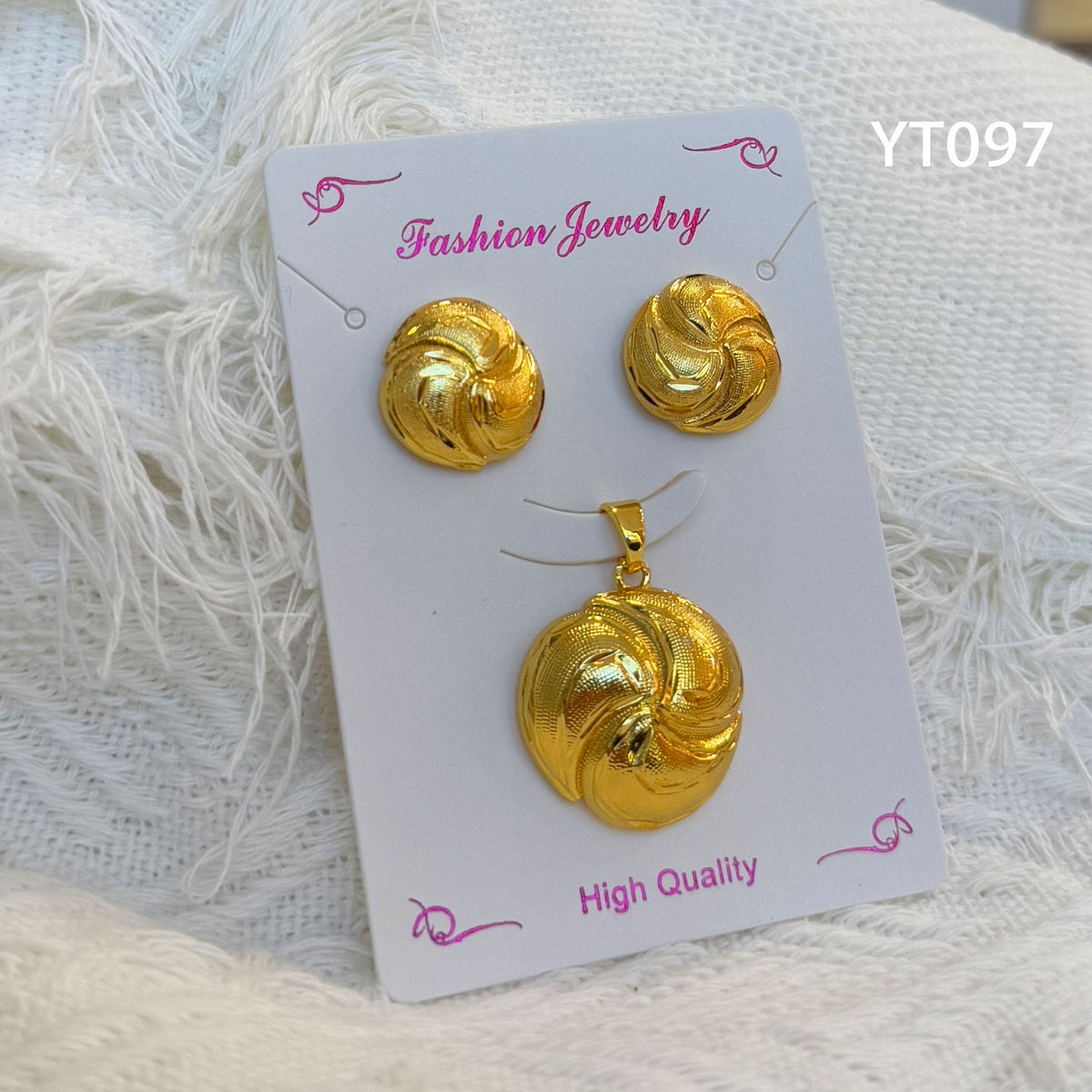 Niche Design Mild Luxury Retro Golden Versatile Jewelry Set