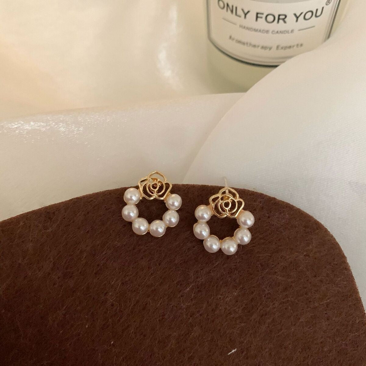 Women's Hollow Rose Flower Pearl Korean Style Fashionable Simple Earrings