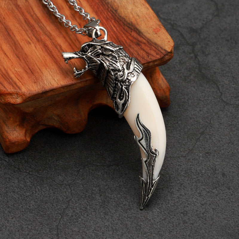 Men's Domineering Wolf Tooth Personality Dog Teeth Stainless Pendant