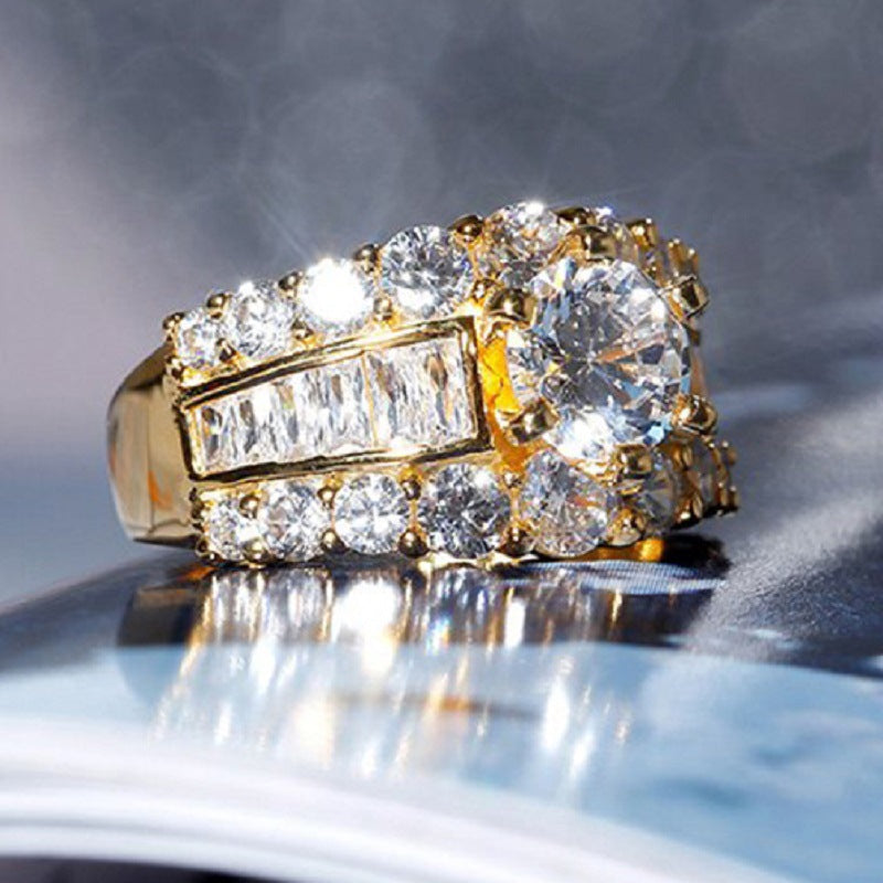 Women's Luxury Golden Bright Crystal Zircon Modern Design Engagement Party Rings