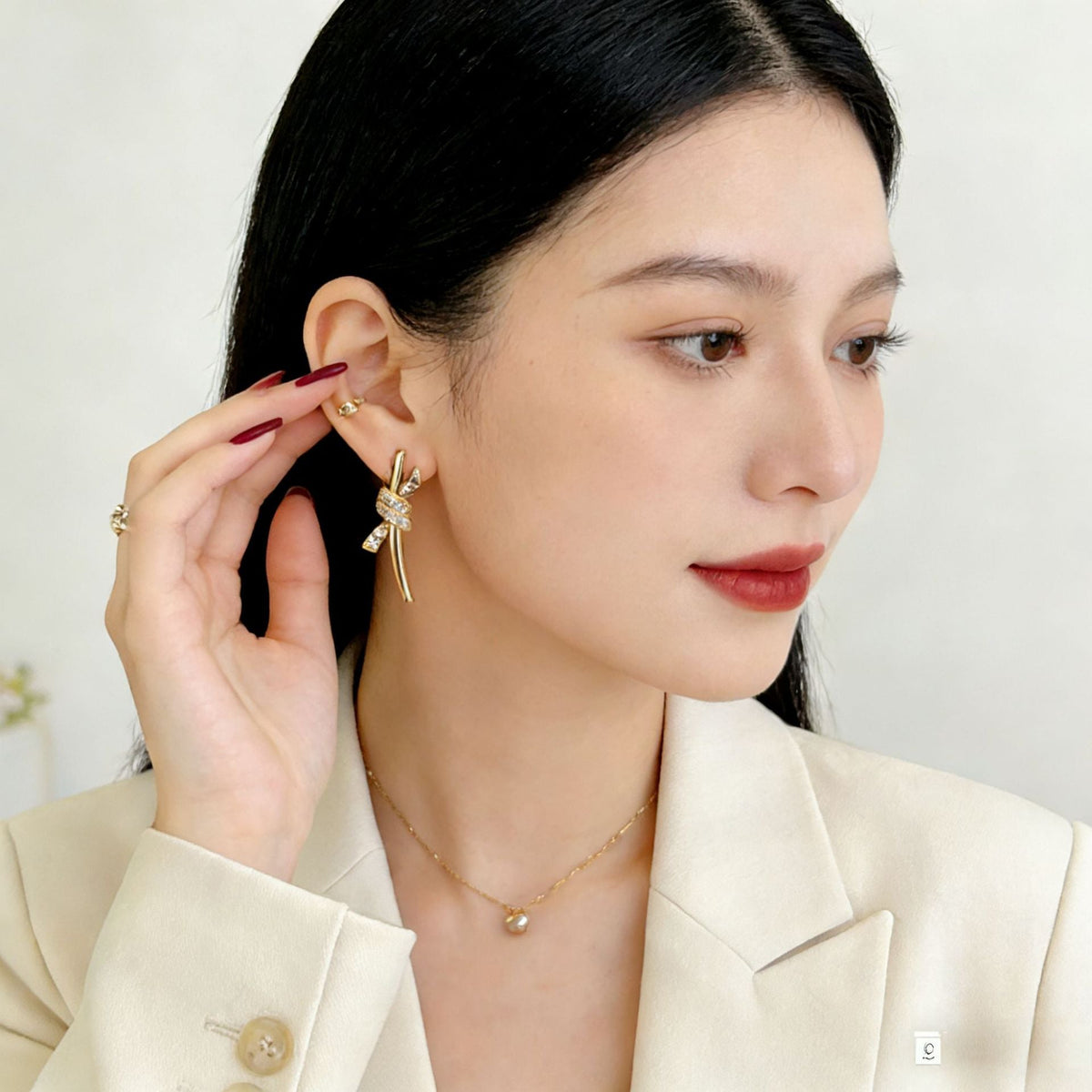 Hitches Butterfly Light Luxury Gold Fashion Rings