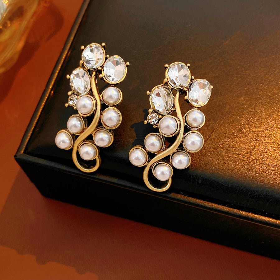 Pearl Light Luxury Minority Clavicle Chain Jewelry Set