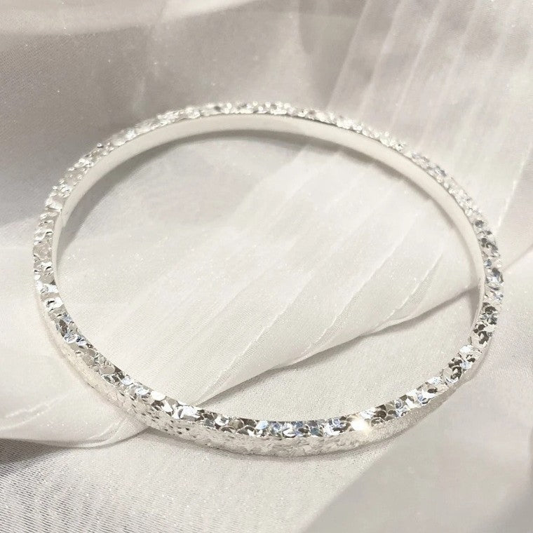 Alloy Solid Closed Small Pieces Of Bracelet