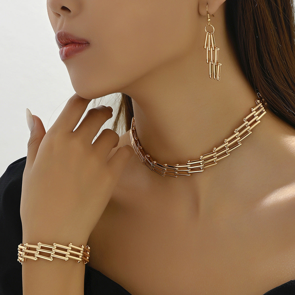 Wind Metal Chain Glossy Collar Can Earrings