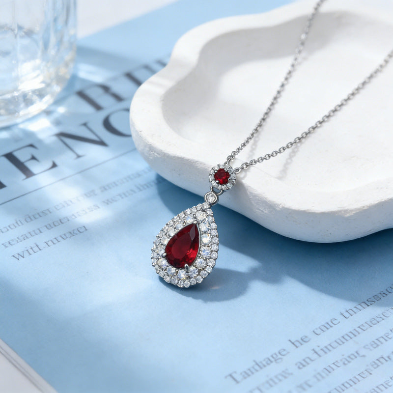 Ruby Light Luxury Advanced Titanium Steel Clavicle Pendant