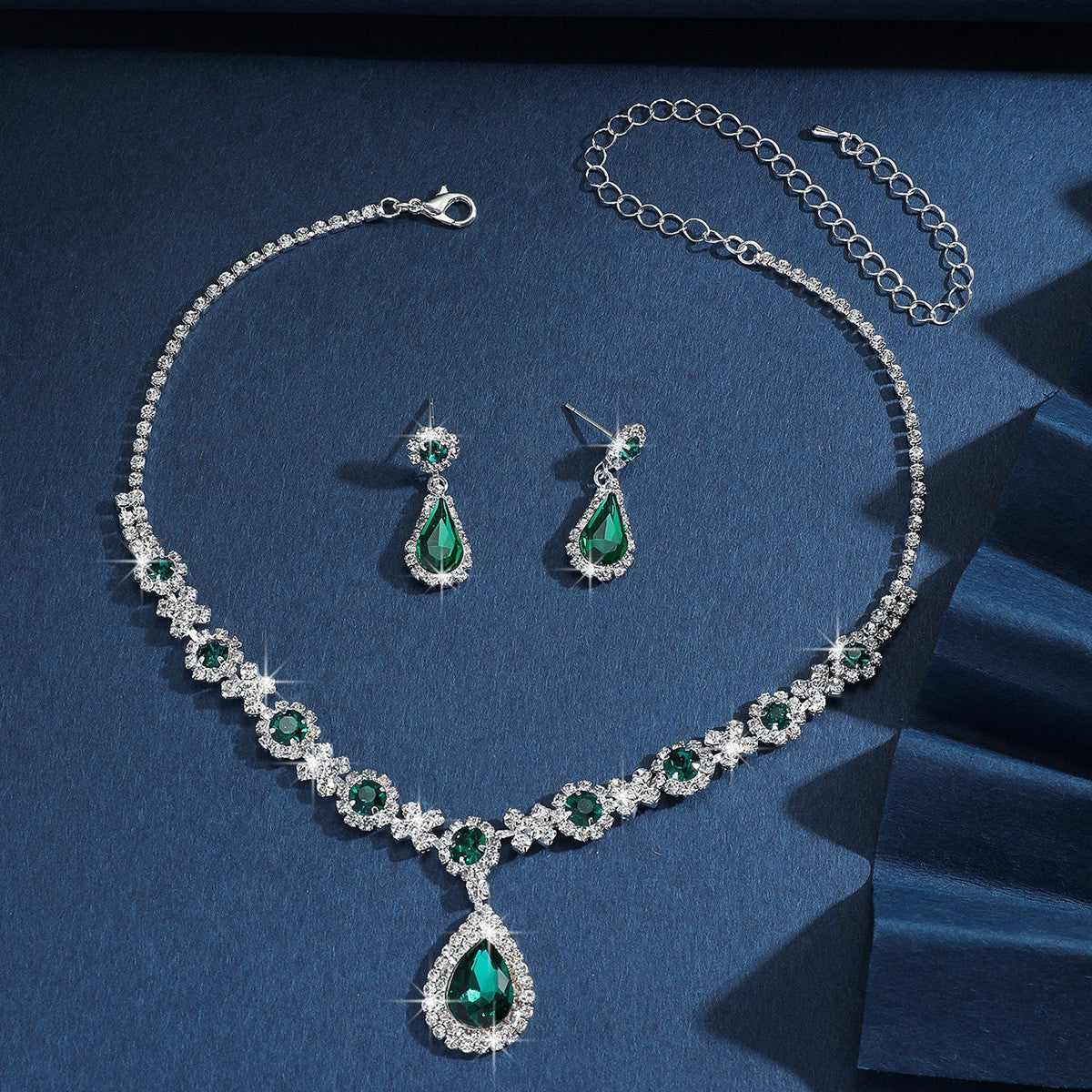 Simple Flower Water Drop Two-piece Dress Necklaces