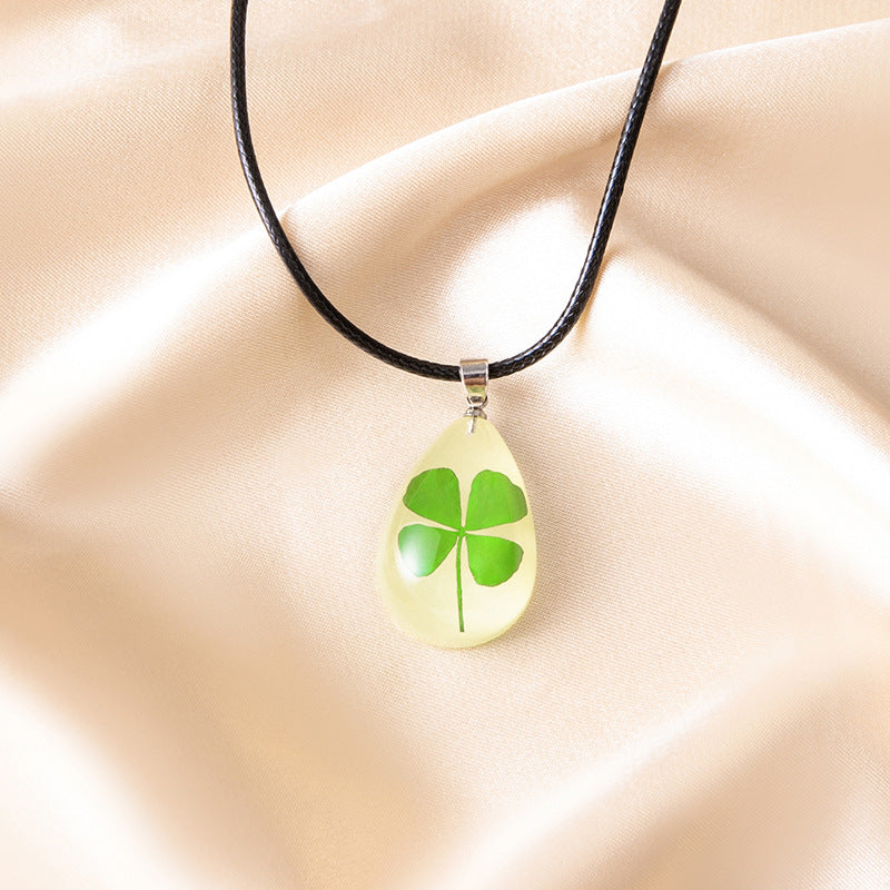 Drop Four-leaf Clover Noctilucent Mori Dried Flower Series Pendant