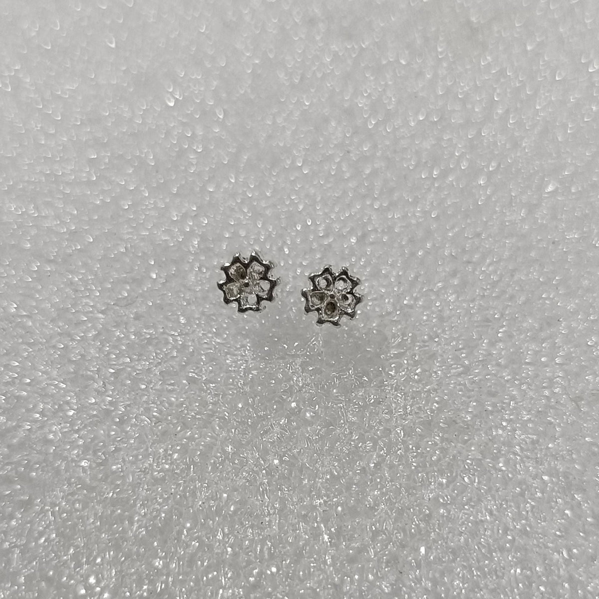 High-grade Bow Small Sier-plated Geometric Korean Earrings
