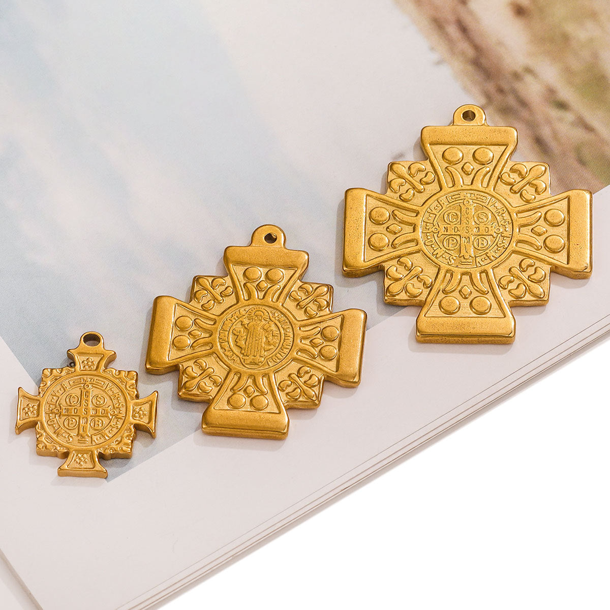 Steel Personality Design Cross Queen French Pendants