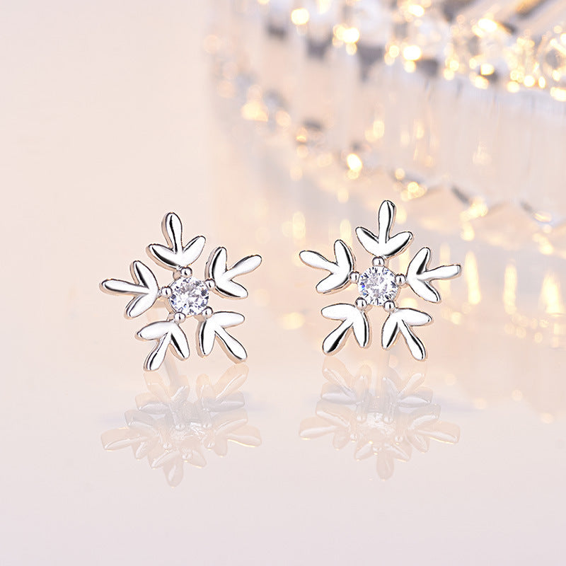 Stylish Graceful Simple Snowflake Ear Female Mori Sweet Stud Earrings