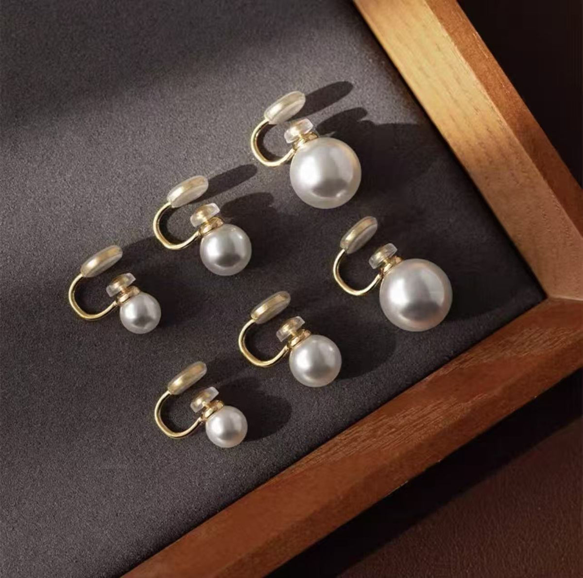 Glass Pearl Female Pain-free Mosquito Coil Light Luxury Commuter Ear Clip