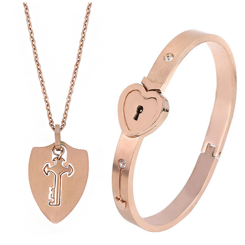 Women's & Men's Valentine's Day Gift Titanium Steel Couple Lock Heart Key Bracelet