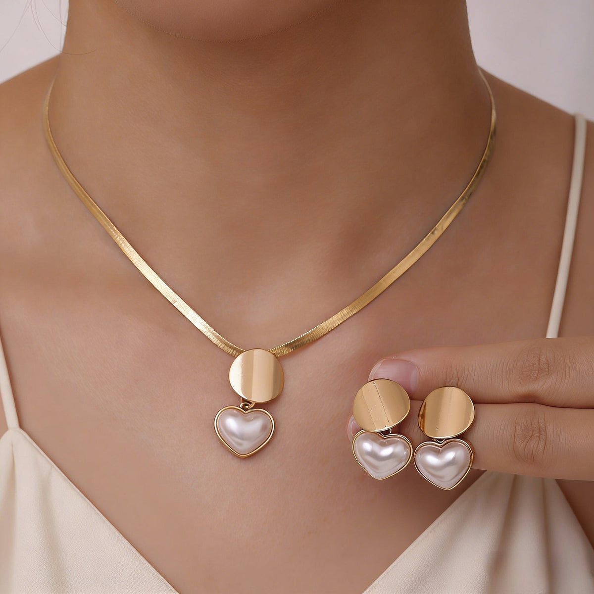 Women's Elegant Geometric Ear Fashion Chain Like Flat Jewelry Set