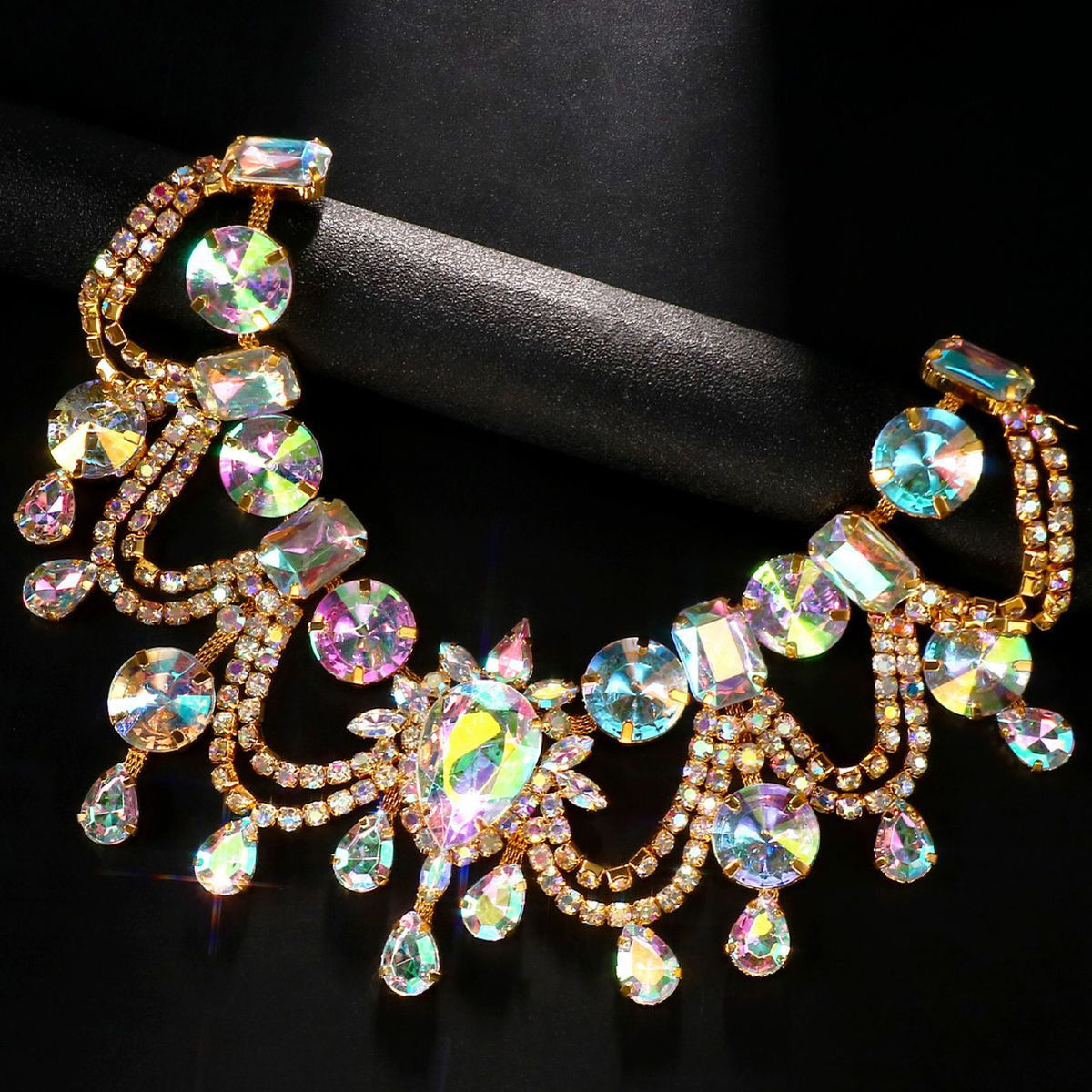 Personalized Rhinestone Eye-catching Luxury Water Drop Necklaces