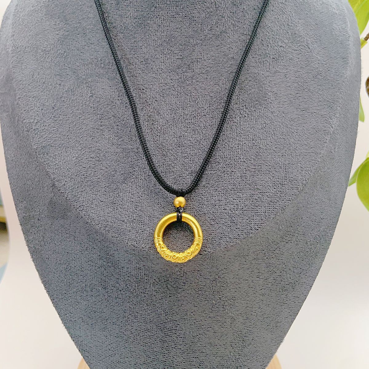 Alluvial Gold Safety Buckle Female Couple Pendant