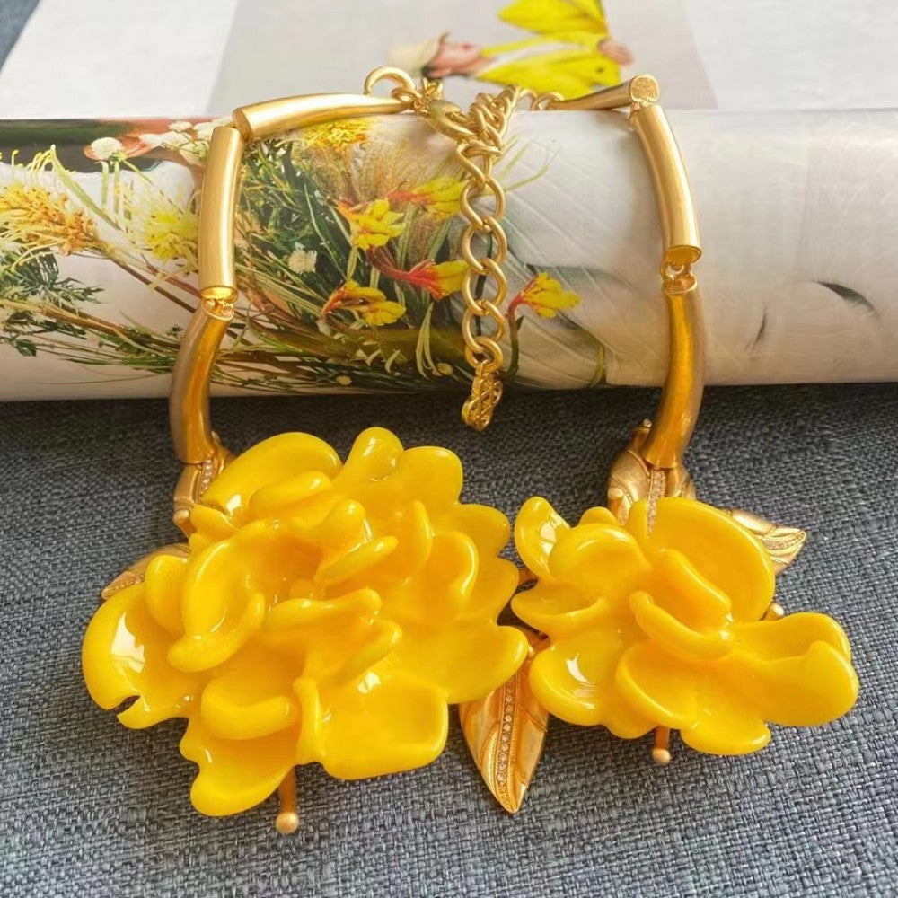 Retro Blooming Peony Flower Light Luxury Exaggerated Necklaces