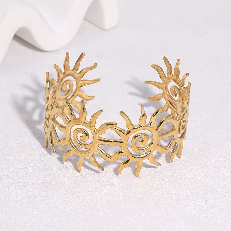 Steel Open Sun Spiral Personality Design Light Luxury High-grade Gold-plated Bracelet