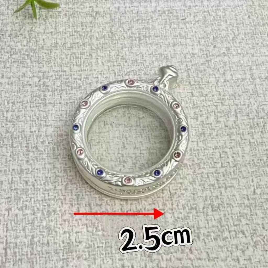 Crafts Jeweled Small Gold Bar Niche For Pendants