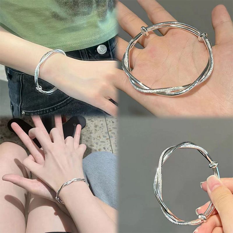 Push-pull Mobius Love Interwoven Twisted Pattern Room High-grade Female Bracelet