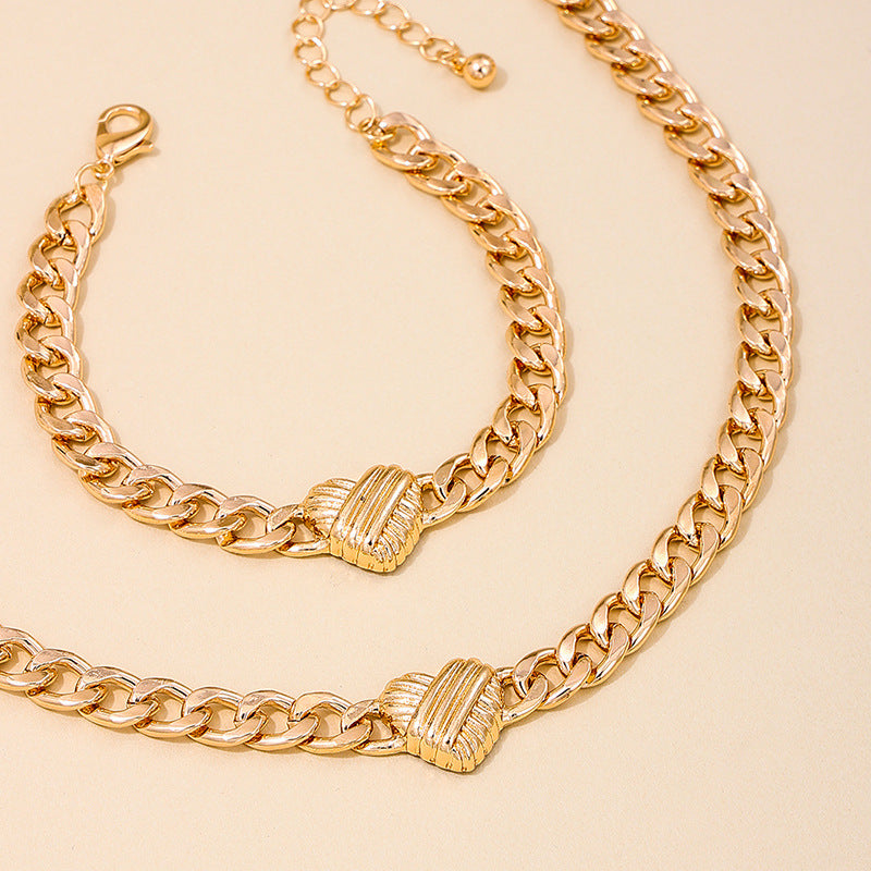 Women's 2 Pcs Fashion Elegant Metal Chain Love Jewelry Set