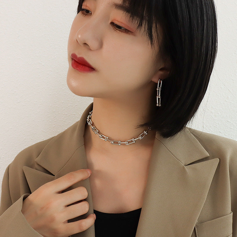 Exaggerated Design Vachette Clasp U-shaped Ear Titanium Steel Gold Jewelry Set