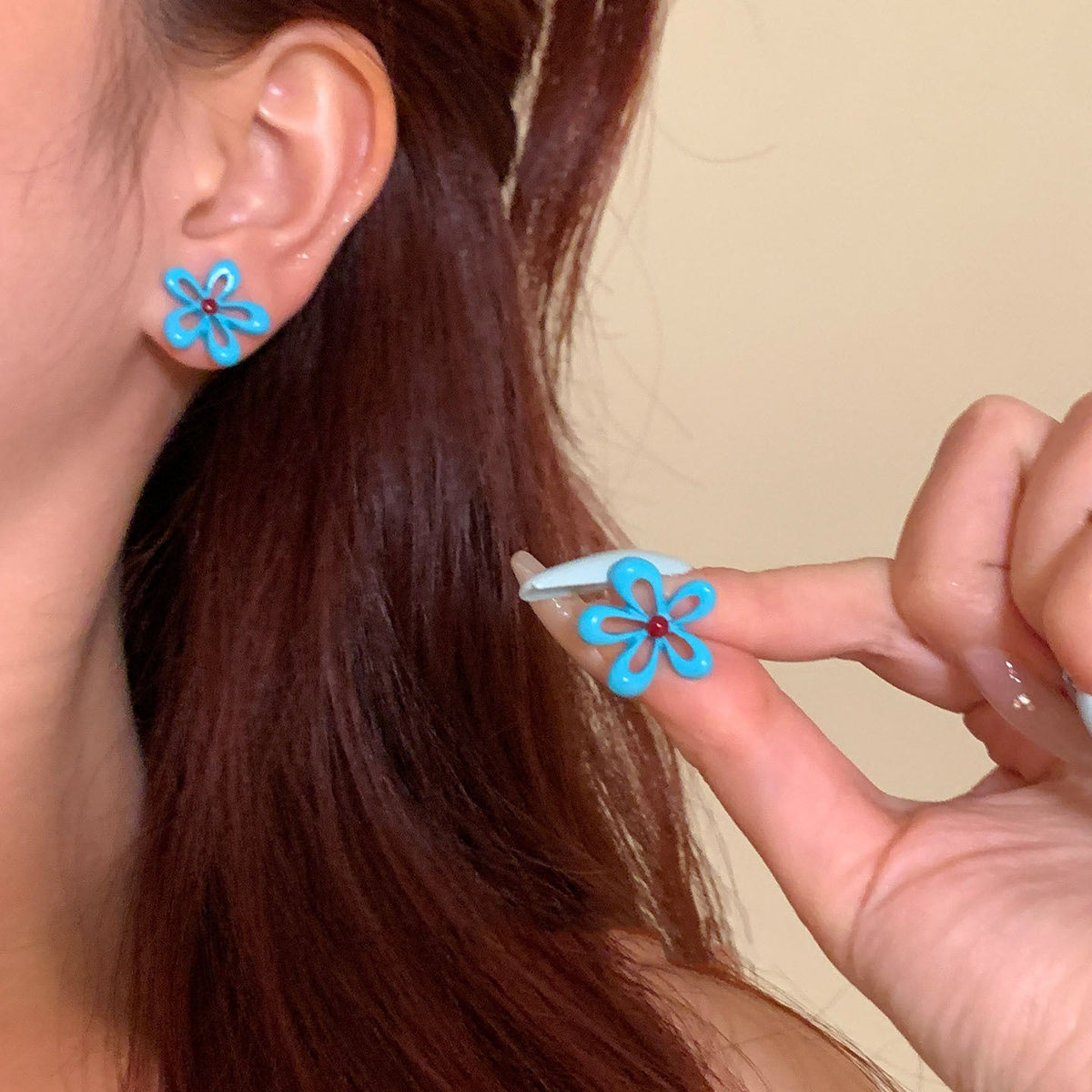 Dopamine Yellow Flower Cutout Female Sweet Cute Earrings