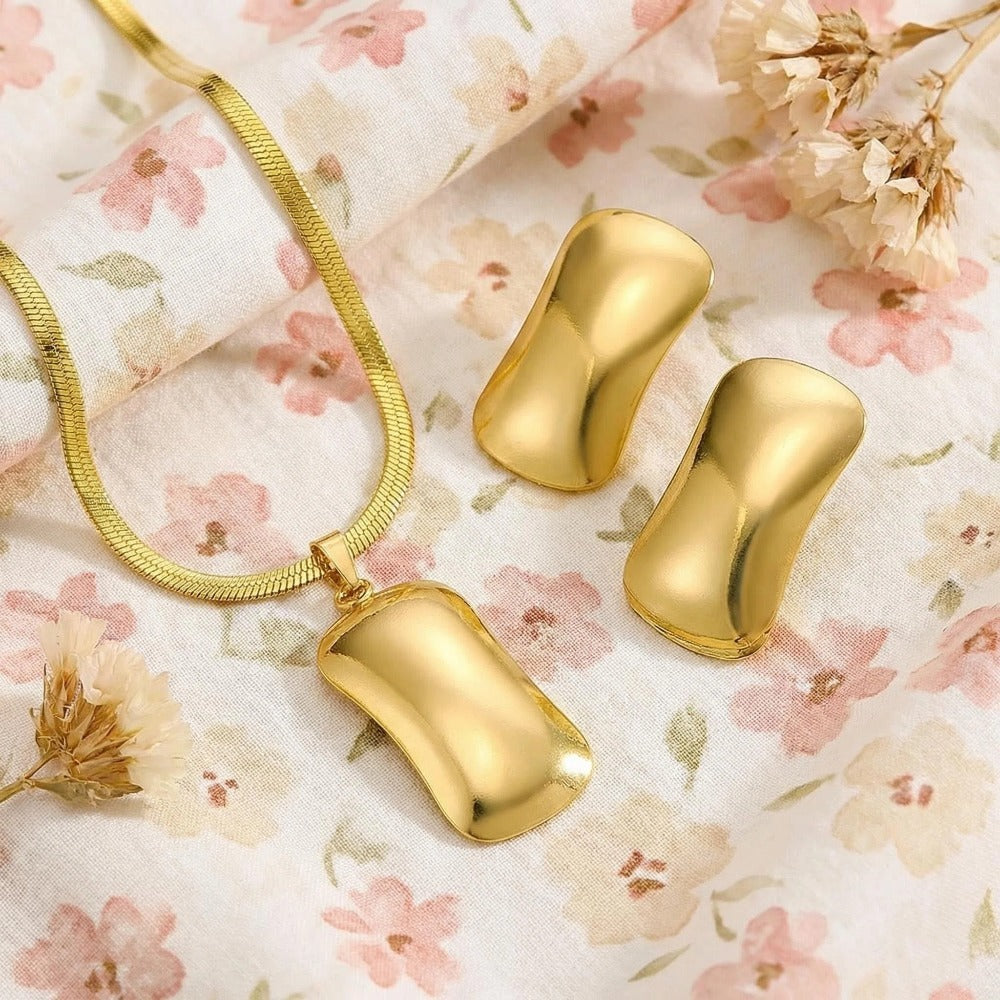 Women's High Quality Stainless Steel Material Elegant Ear Suit Suitable Jewelry Set