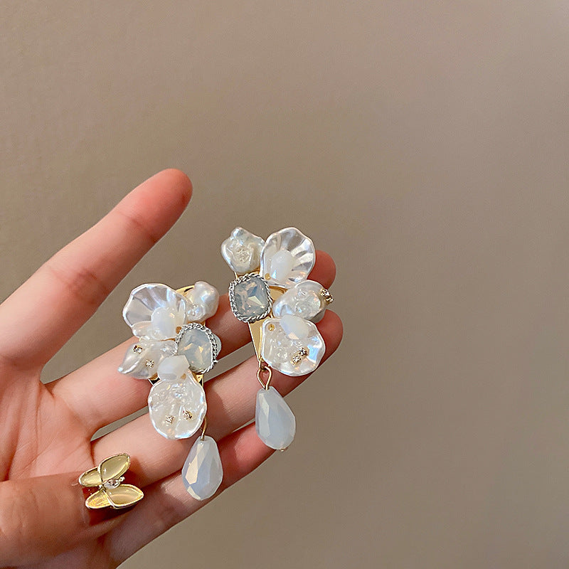 Sier Pearl Flower Temperamental Niche High-grade Earrings