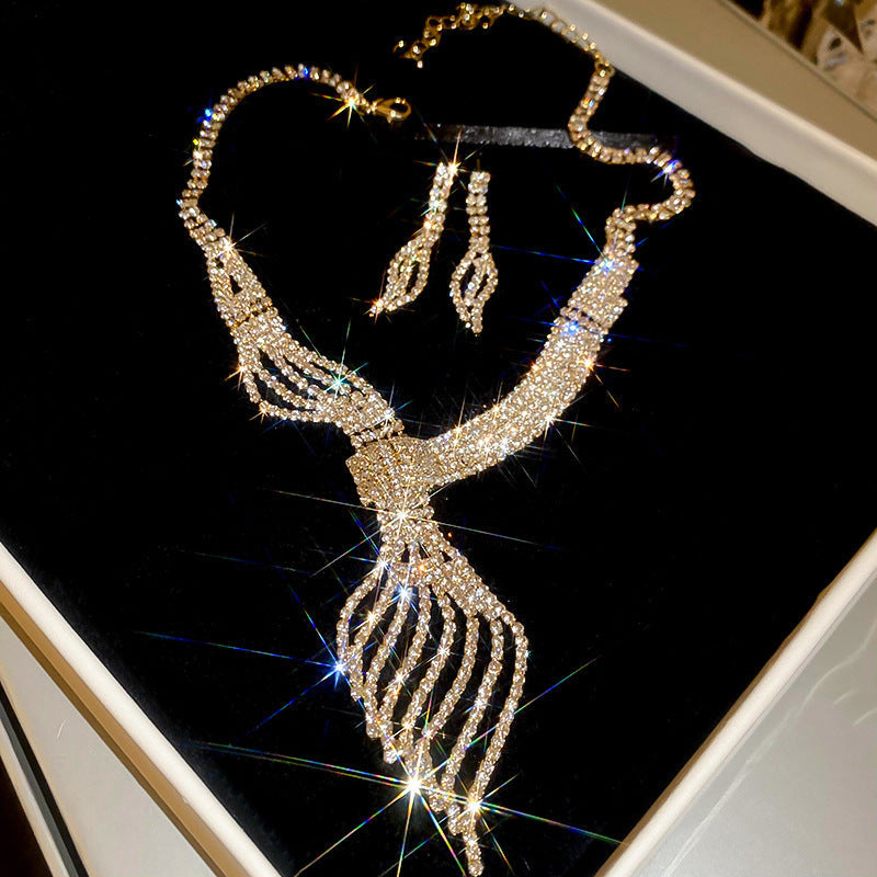 Women's Style Geometric Water Drop Fashion Short Light Jewelry Set