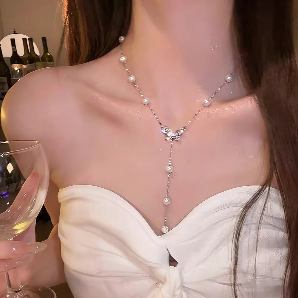 Sparkling Zirconium Butterfly Pearl Light Luxury Minority Necklace