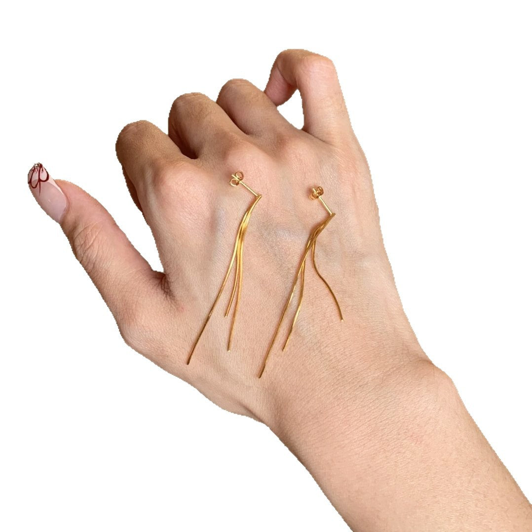 Minimalist Tassel Snake Bones Chain Female Niche High-grade Light Luxury Stud Earrings