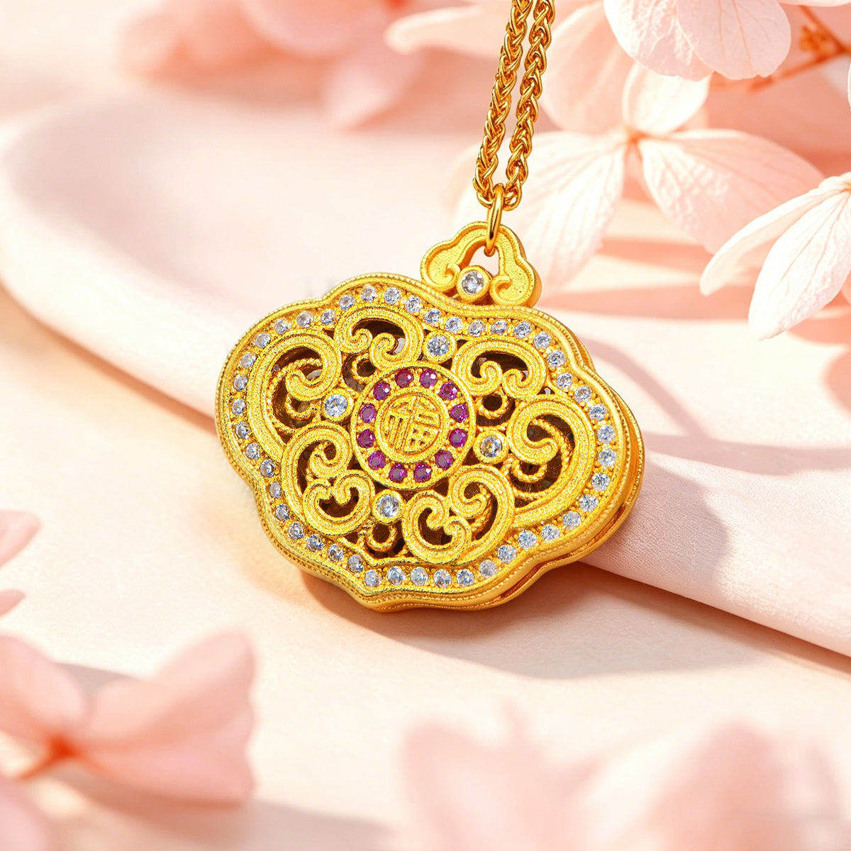 Of Good Ancient Style High-grade Vintage Necklaces