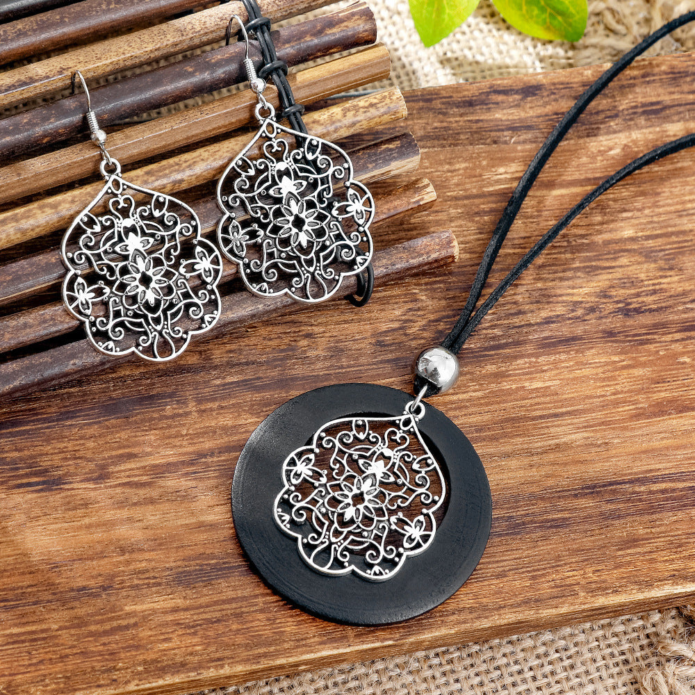 Women's Retro Bohemian Simple Hollow Niche Design Jewelry Set