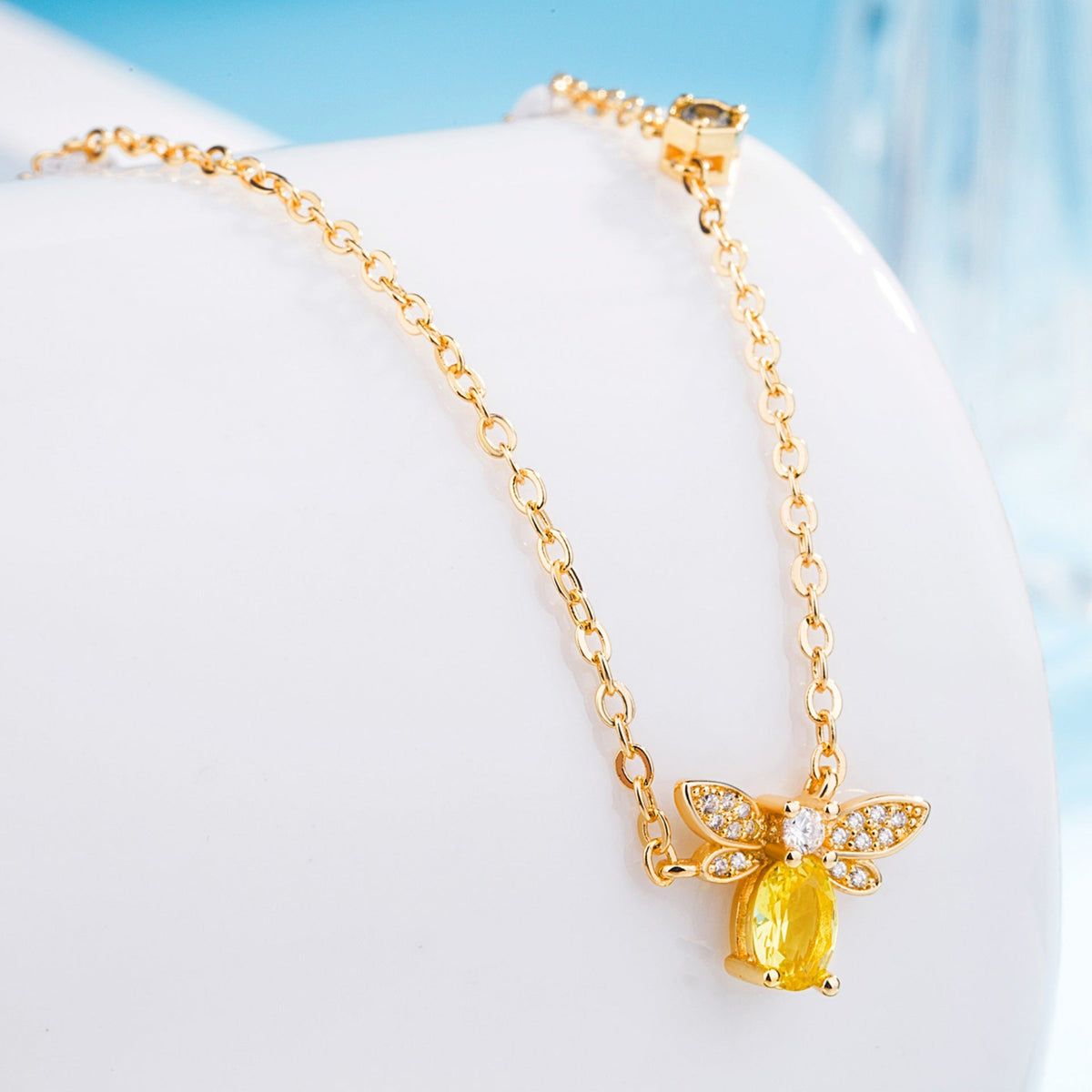 Sier Colored Gems Bee Creative Citrine Pendant